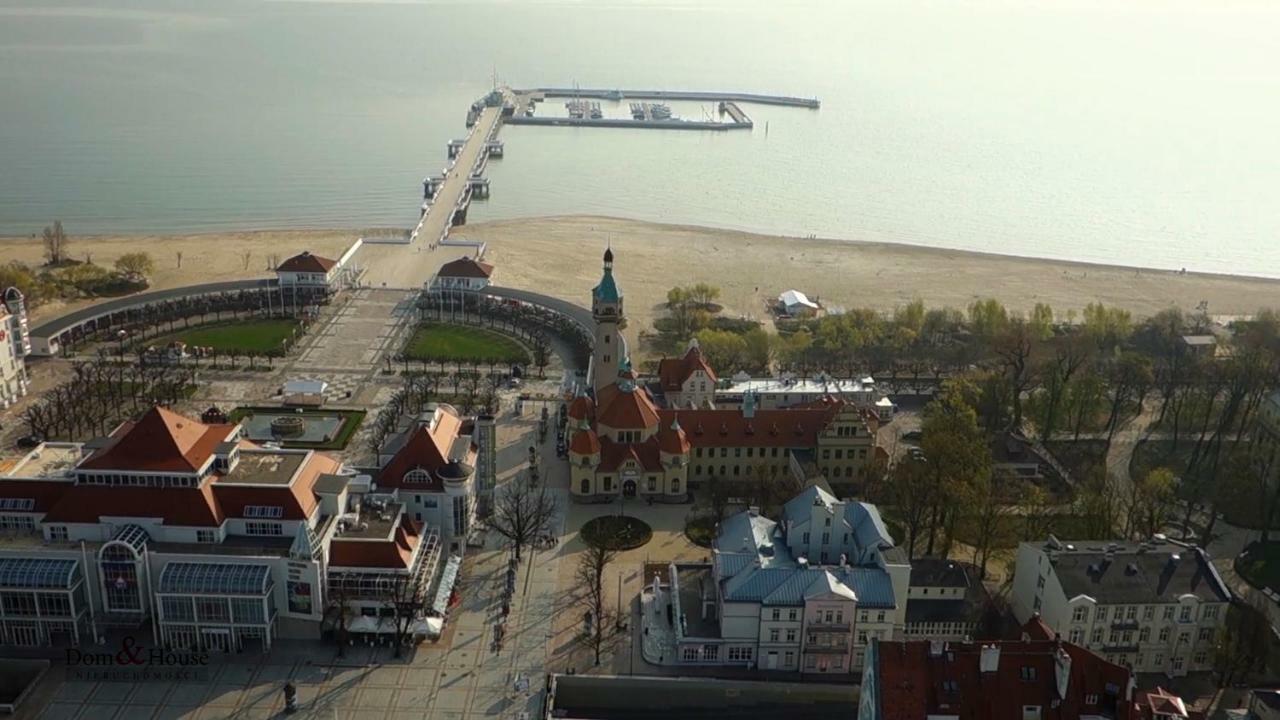 Dom & House - Apartments Okrzei Prime Sopot Bagian luar foto